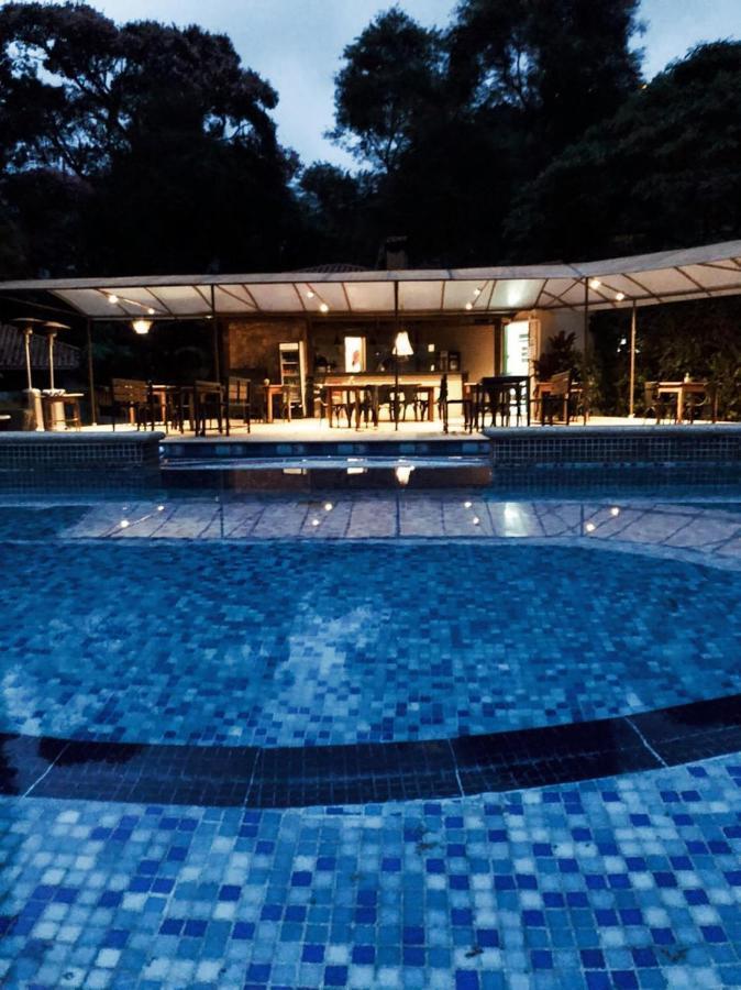 Hotel Vila Bavaria Petropolis Cascatinha Bagian luar foto